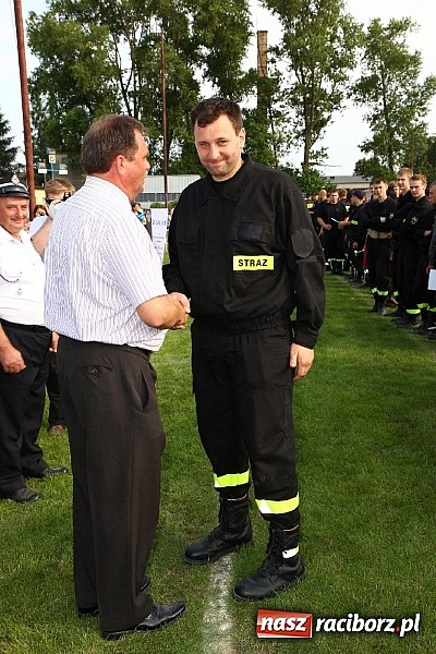 Zdjęcie w galerii na portalu naszraciborz.pl: Strażacy z Samborowic najlepsi w gminie. Znakomity czas bojówki wiadomości z regionu