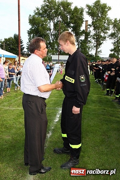 Zdjęcie w galerii na portalu naszraciborz.pl: Strażacy z Samborowic najlepsi w gminie. Znakomity czas bojówki wiadomości z regionu