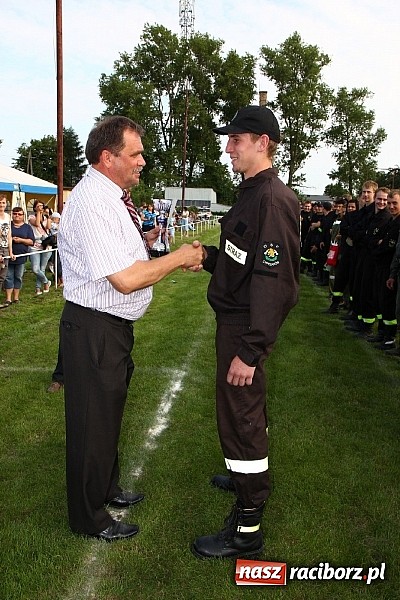 Zdjęcie w galerii na portalu naszraciborz.pl: Strażacy z Samborowic najlepsi w gminie. Znakomity czas bojówki wiadomości z regionu
