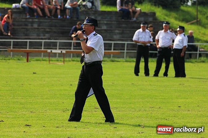 Zdjęcie w galerii na portalu naszraciborz.pl: Strażacy z Samborowic najlepsi w gminie. Znakomity czas bojówki wiadomości z regionu