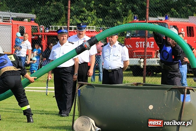 Zdjęcie w galerii na portalu naszraciborz.pl: Strażacy z Samborowic najlepsi w gminie. Znakomity czas bojówki wiadomości z regionu