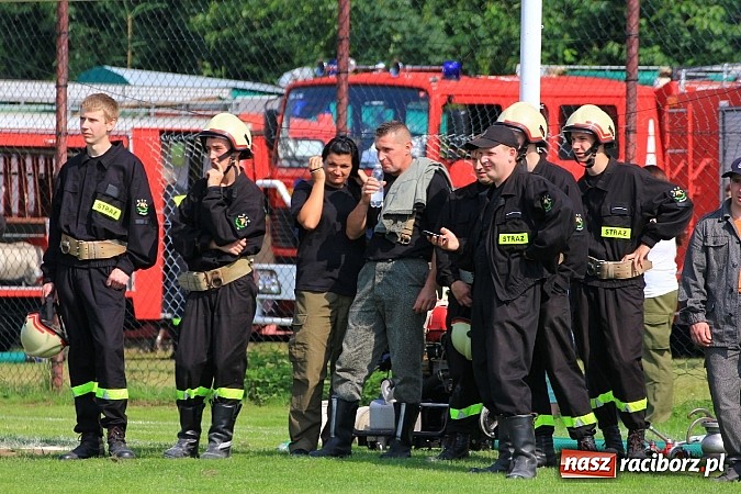 Zdjęcie w galerii na portalu naszraciborz.pl: Strażacy z Samborowic najlepsi w gminie. Znakomity czas bojówki wiadomości z regionu
