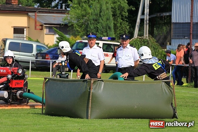 Zdjęcie w galerii na portalu naszraciborz.pl: Strażacy z Samborowic najlepsi w gminie. Znakomity czas bojówki wiadomości z regionu