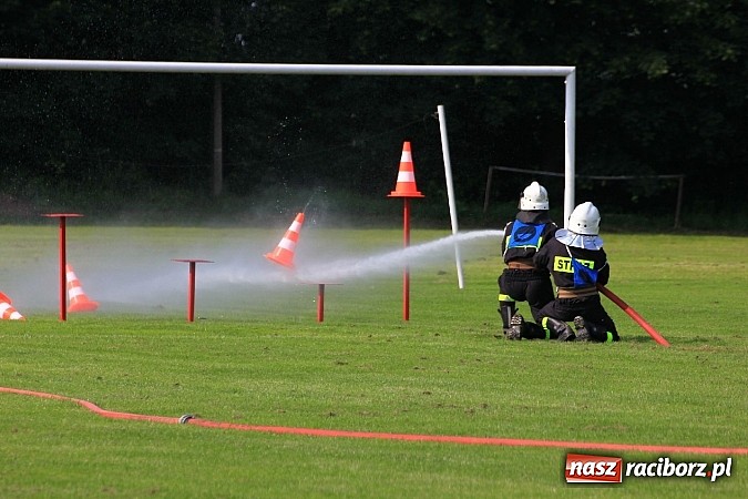 Zdjęcie w galerii na portalu naszraciborz.pl: Strażacy z Samborowic najlepsi w gminie. Znakomity czas bojówki wiadomości z regionu