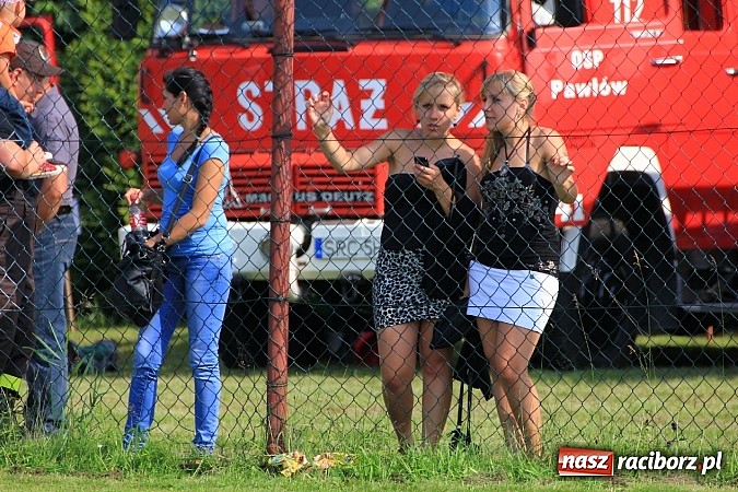 Zdjęcie w galerii na portalu naszraciborz.pl: Strażacy z Samborowic najlepsi w gminie. Znakomity czas bojówki wiadomości z regionu