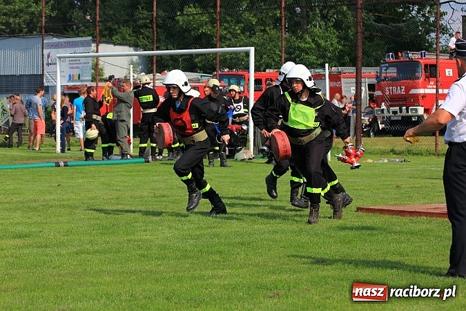 Zdjęcie w galerii na portalu naszraciborz.pl: Strażacy z Samborowic najlepsi w gminie. Znakomity czas bojówki wiadomości z regionu