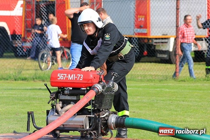 Zdjęcie w galerii na portalu naszraciborz.pl: Strażacy z Samborowic najlepsi w gminie. Znakomity czas bojówki wiadomości z regionu