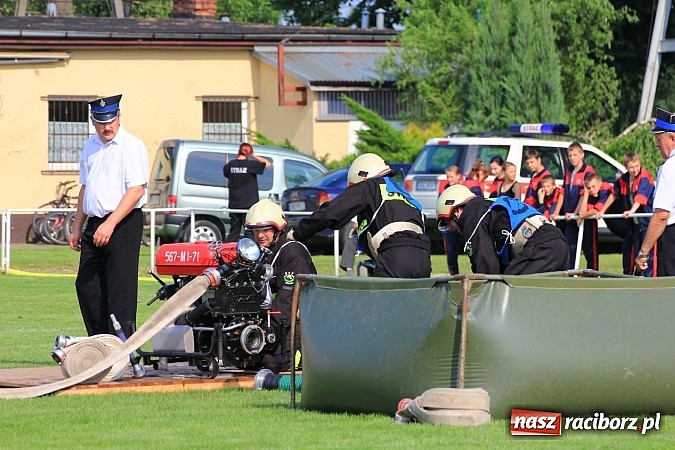 Zdjęcie w galerii na portalu naszraciborz.pl: Strażacy z Samborowic najlepsi w gminie. Znakomity czas bojówki wiadomości z regionu