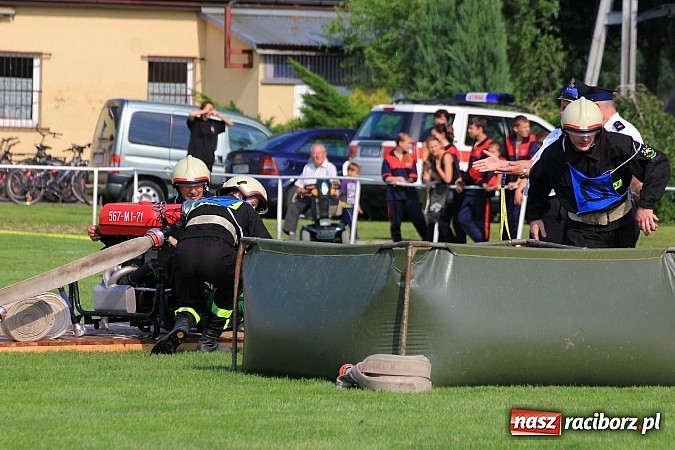 Zdjęcie w galerii na portalu naszraciborz.pl: Strażacy z Samborowic najlepsi w gminie. Znakomity czas bojówki wiadomości z regionu