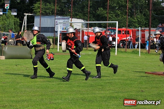 Zdjęcie w galerii na portalu naszraciborz.pl: Strażacy z Samborowic najlepsi w gminie. Znakomity czas bojówki wiadomości z regionu