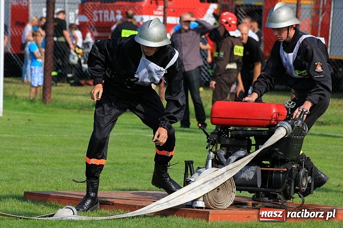 Zdjęcie w galerii na portalu naszraciborz.pl: Strażacy z Samborowic najlepsi w gminie. Znakomity czas bojówki wiadomości z regionu
