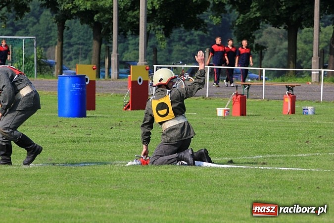 Zdjęcie w galerii na portalu naszraciborz.pl: Strażacy z Samborowic najlepsi w gminie. Znakomity czas bojówki wiadomości z regionu