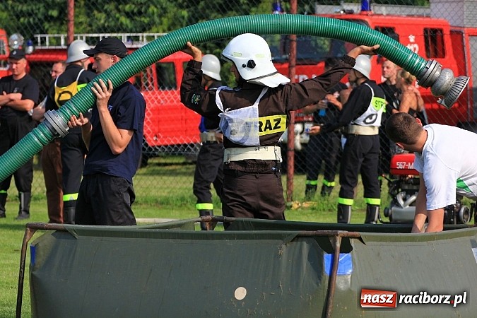 Zdjęcie w galerii na portalu naszraciborz.pl: Strażacy z Samborowic najlepsi w gminie. Znakomity czas bojówki wiadomości z regionu
