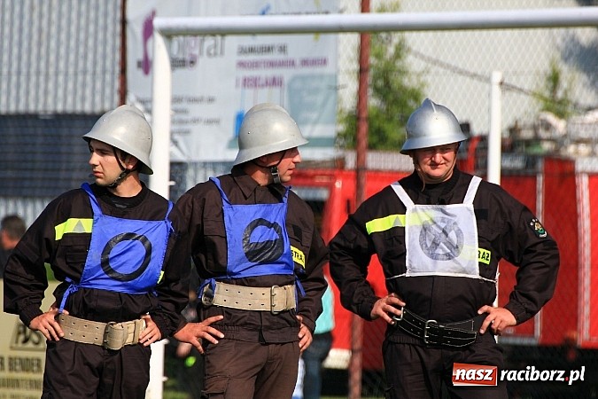 Zdjęcie w galerii na portalu naszraciborz.pl: Strażacy z Samborowic najlepsi w gminie. Znakomity czas bojówki wiadomości z regionu