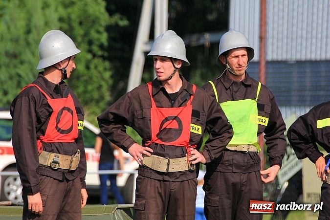 Zdjęcie w galerii na portalu naszraciborz.pl: Strażacy z Samborowic najlepsi w gminie. Znakomity czas bojówki wiadomości z regionu