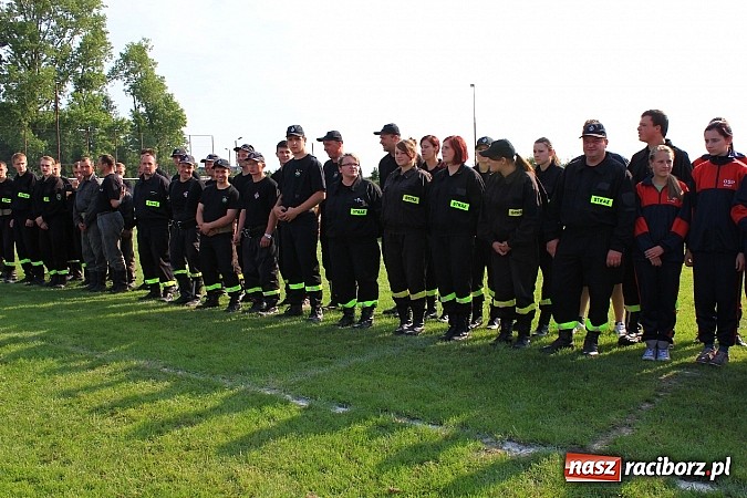 Zdjęcie w galerii na portalu naszraciborz.pl: Strażacy z Samborowic najlepsi w gminie. Znakomity czas bojówki wiadomości z regionu