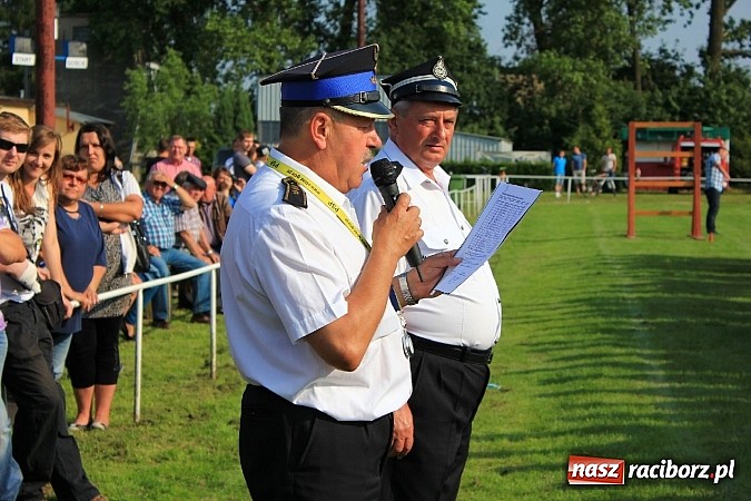 Zdjęcie w galerii na portalu naszraciborz.pl: Strażacy z Samborowic najlepsi w gminie. Znakomity czas bojówki wiadomości z regionu