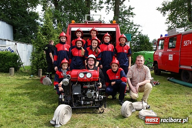 Zdjęcie w galerii na portalu naszraciborz.pl: Strażacy z Samborowic najlepsi w gminie. Znakomity czas bojówki wiadomości z regionu