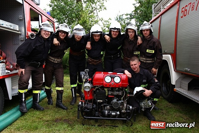 Zdjęcie w galerii na portalu naszraciborz.pl: Strażacy z Samborowic najlepsi w gminie. Znakomity czas bojówki wiadomości z regionu