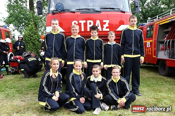 Zdjęcie w galerii na portalu naszraciborz.pl: Strażacy z Samborowic najlepsi w gminie. Znakomity czas bojówki wiadomości z regionu