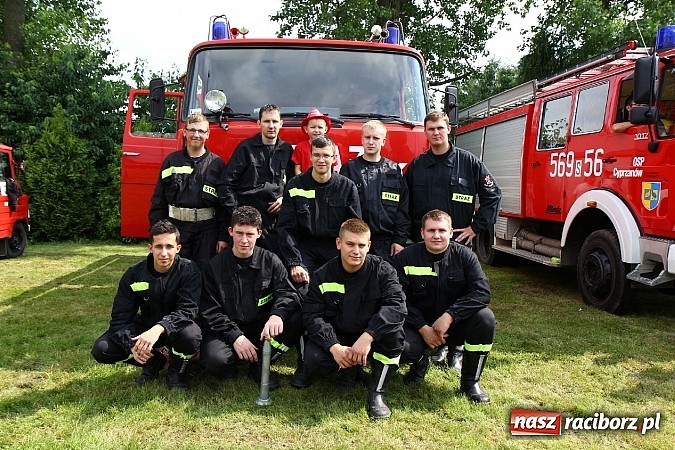 Zdjęcie w galerii na portalu naszraciborz.pl: Strażacy z Samborowic najlepsi w gminie. Znakomity czas bojówki wiadomości z regionu