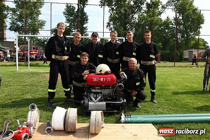 Zdjęcie w galerii na portalu naszraciborz.pl: Strażacy z Samborowic najlepsi w gminie. Znakomity czas bojówki wiadomości z regionu