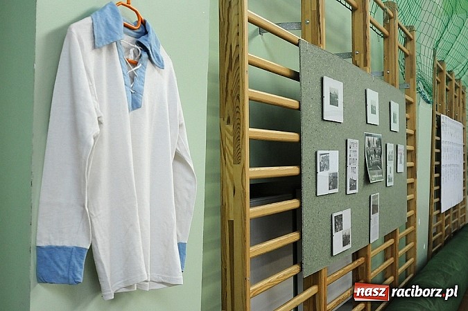 Zdjęcie w galerii na portalu naszraciborz.pl: Unici wspominali awans do I ligi wiadomości z regionu