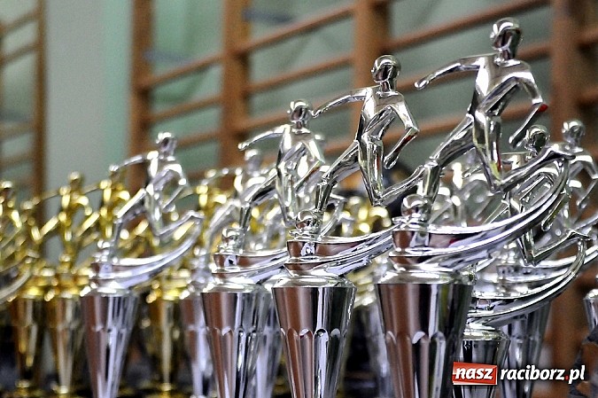 Zdjęcie w galerii na portalu naszraciborz.pl: Unici wspominali awans do I ligi wiadomości z regionu