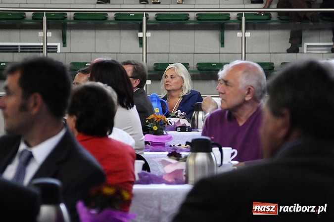 Zdjęcie w galerii na portalu naszraciborz.pl: Unici wspominali awans do I ligi wiadomości z regionu