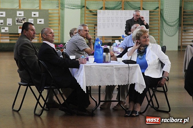 Zdjęcie w galerii na portalu naszraciborz.pl: Unici wspominali awans do I ligi wiadomości z regionu