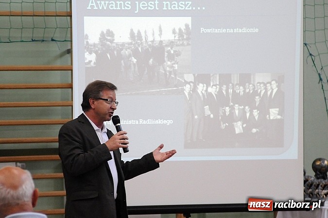 Zdjęcie w galerii na portalu naszraciborz.pl: Unici wspominali awans do I ligi wiadomości z regionu