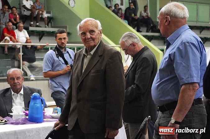 Zdjęcie w galerii na portalu naszraciborz.pl: Unici wspominali awans do I ligi wiadomości z regionu