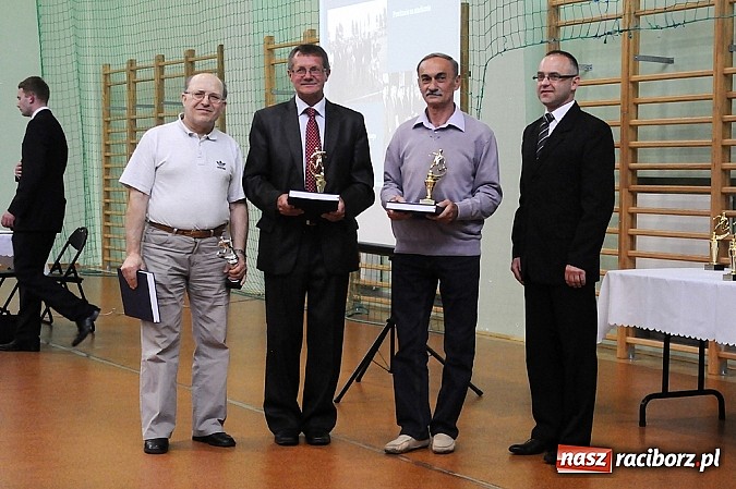 Zdjęcie w galerii na portalu naszraciborz.pl: Unici wspominali awans do I ligi wiadomości z regionu