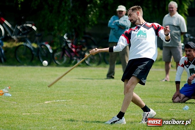 Zdjęcie w galerii na portalu naszraciborz.pl: Turniej schlagballa w Cyprzanowie: zespoły z Niemiec zdominowały podium wiadomości z regionu