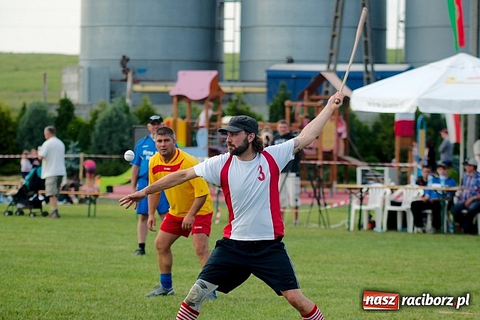 Zdjęcie w galerii na portalu naszraciborz.pl: Turniej schlagballa w Cyprzanowie: zespoły z Niemiec zdominowały podium wiadomości z regionu