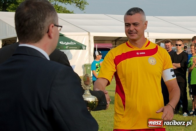 Zdjęcie w galerii na portalu naszraciborz.pl: Turniej schlagballa w Cyprzanowie: zespoły z Niemiec zdominowały podium wiadomości z regionu