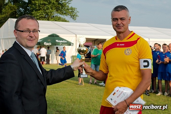 Zdjęcie w galerii na portalu naszraciborz.pl: Turniej schlagballa w Cyprzanowie: zespoły z Niemiec zdominowały podium wiadomości z regionu