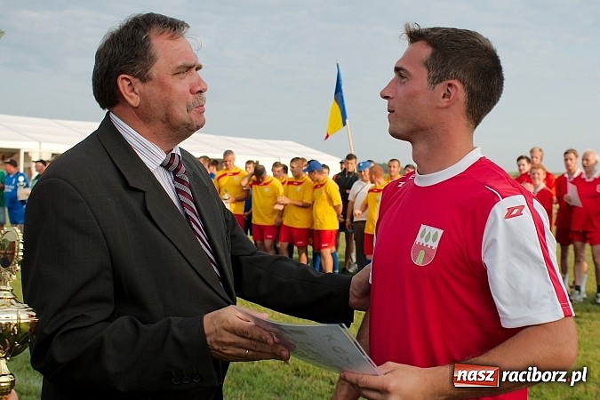 Zdjęcie w galerii na portalu naszraciborz.pl: Turniej schlagballa w Cyprzanowie: zespoły z Niemiec zdominowały podium wiadomości z regionu
