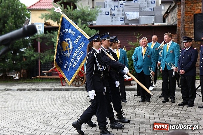 Zdjęcie w galerii na portalu naszraciborz.pl: OSP Pietrowice Wielkie świętuje 130-lecie wiadomości z regionu