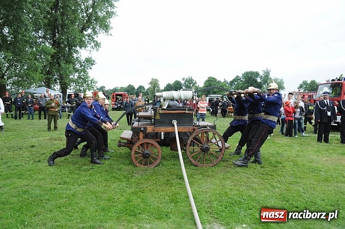 Zdjęcie w galerii na portalu naszraciborz.pl: Bieńkowice najlepsze w międzynarodowych zawodach sikawek konnych wiadomości z regionu