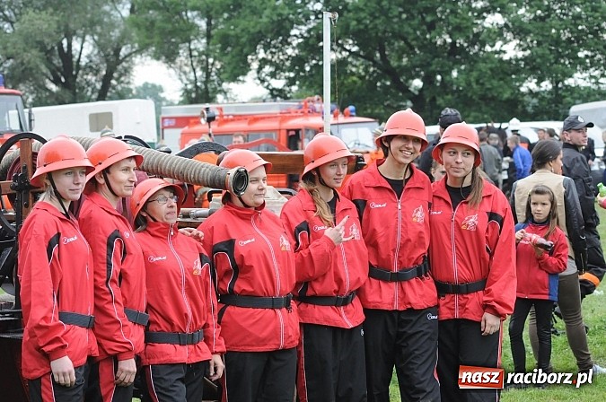 Zdjęcie w galerii na portalu naszraciborz.pl: Bieńkowice najlepsze w międzynarodowych zawodach sikawek konnych wiadomości z regionu