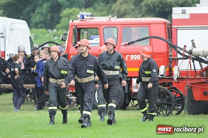 Zdjęcie w galerii na portalu naszraciborz.pl: Bieńkowice najlepsze w międzynarodowych zawodach sikawek konnych wiadomości z regionu