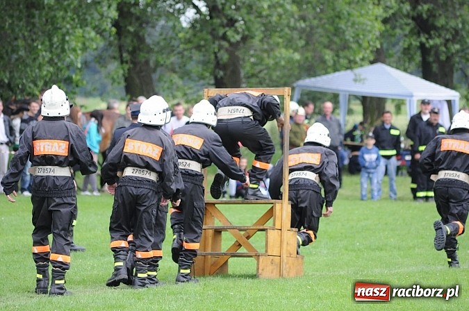 Zdjęcie w galerii na portalu naszraciborz.pl: Bieńkowice najlepsze w międzynarodowych zawodach sikawek konnych wiadomości z regionu