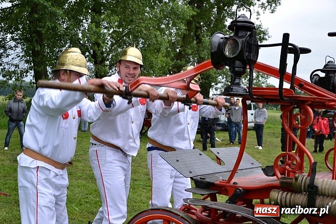 Zdjęcie w galerii na portalu naszraciborz.pl: Bieńkowice najlepsze w międzynarodowych zawodach sikawek konnych wiadomości z regionu