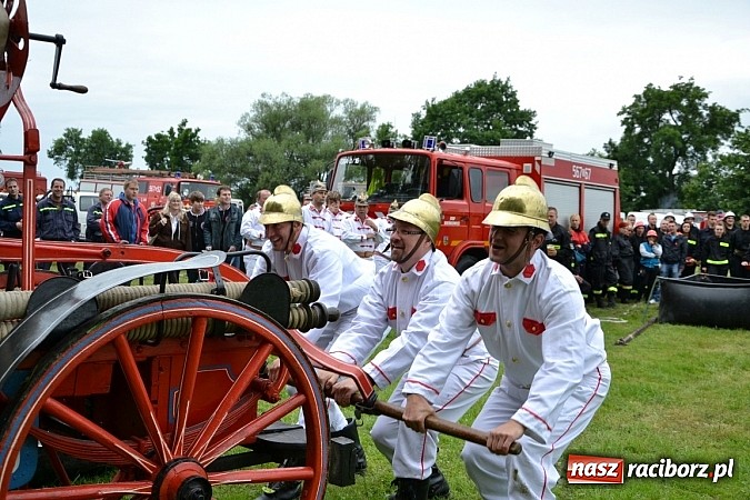 Zdjęcie w galerii na portalu naszraciborz.pl: Bieńkowice najlepsze w międzynarodowych zawodach sikawek konnych wiadomości z regionu