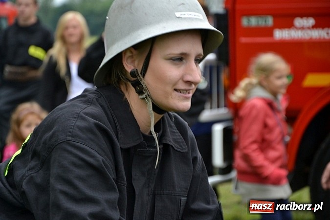 Zdjęcie w galerii na portalu naszraciborz.pl: Bieńkowice najlepsze w międzynarodowych zawodach sikawek konnych wiadomości z regionu