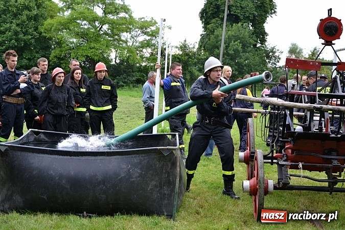 Zdjęcie w galerii na portalu naszraciborz.pl: Bieńkowice najlepsze w międzynarodowych zawodach sikawek konnych wiadomości z regionu