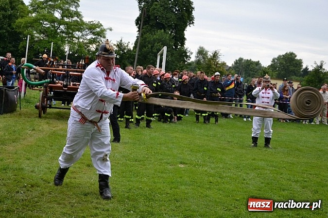 Zdjęcie w galerii na portalu naszraciborz.pl: Bieńkowice najlepsze w międzynarodowych zawodach sikawek konnych wiadomości z regionu