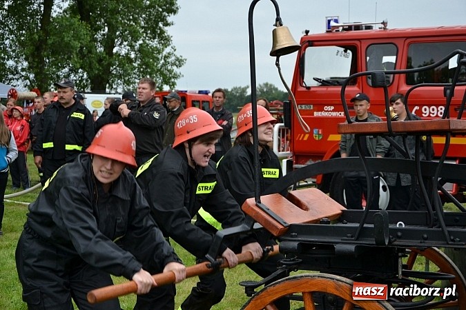 Zdjęcie w galerii na portalu naszraciborz.pl: Bieńkowice najlepsze w międzynarodowych zawodach sikawek konnych wiadomości z regionu