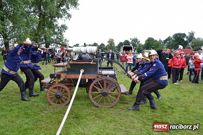 Zdjęcie w galerii na portalu naszraciborz.pl: Bieńkowice najlepsze w międzynarodowych zawodach sikawek konnych wiadomości z regionu